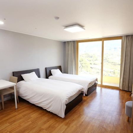 The K Jirisan Family Hotel Gurye Bagian luar foto