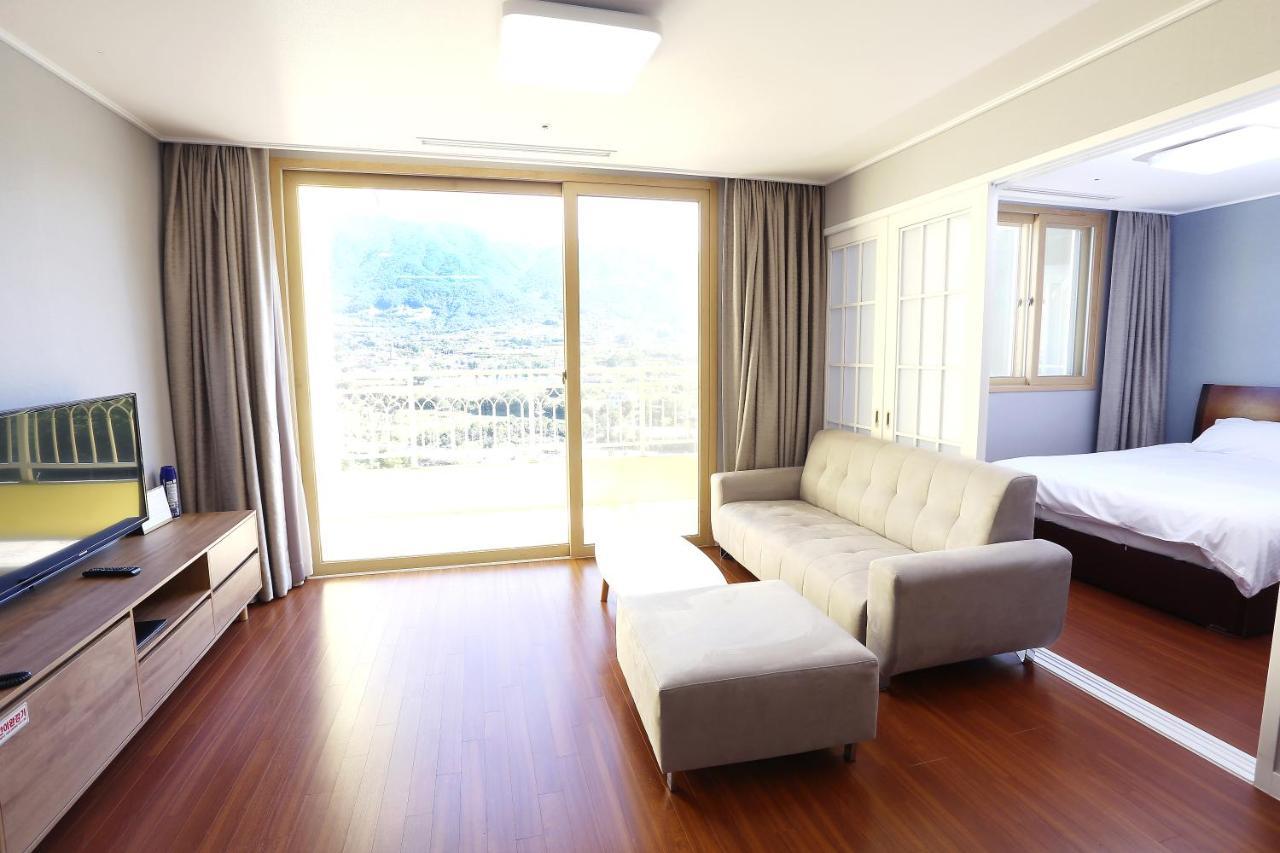 The K Jirisan Family Hotel Gurye Bagian luar foto