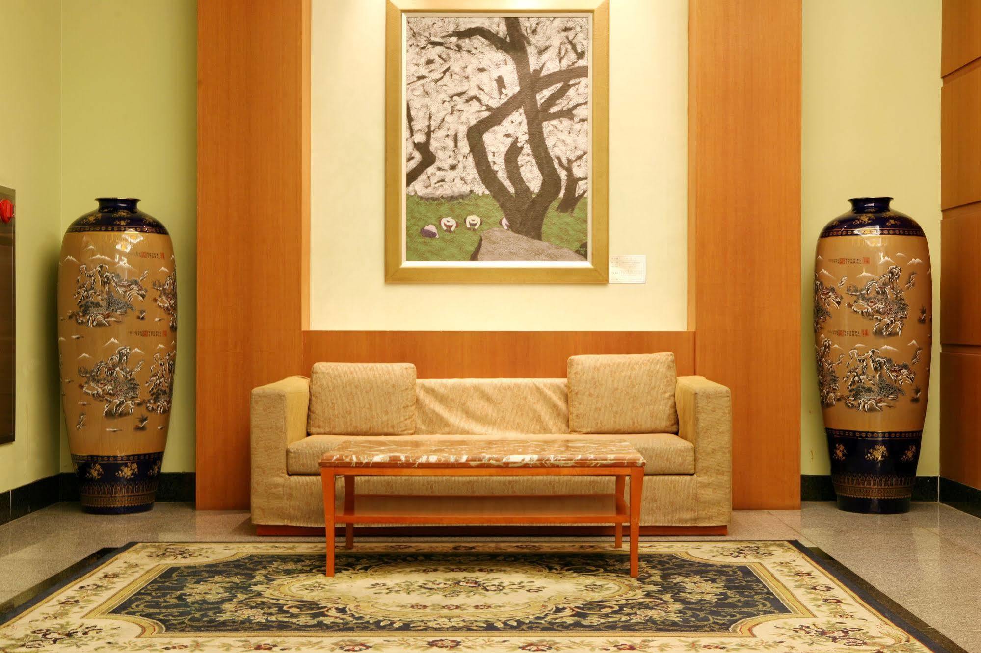 The K Jirisan Family Hotel Gurye Bagian luar foto